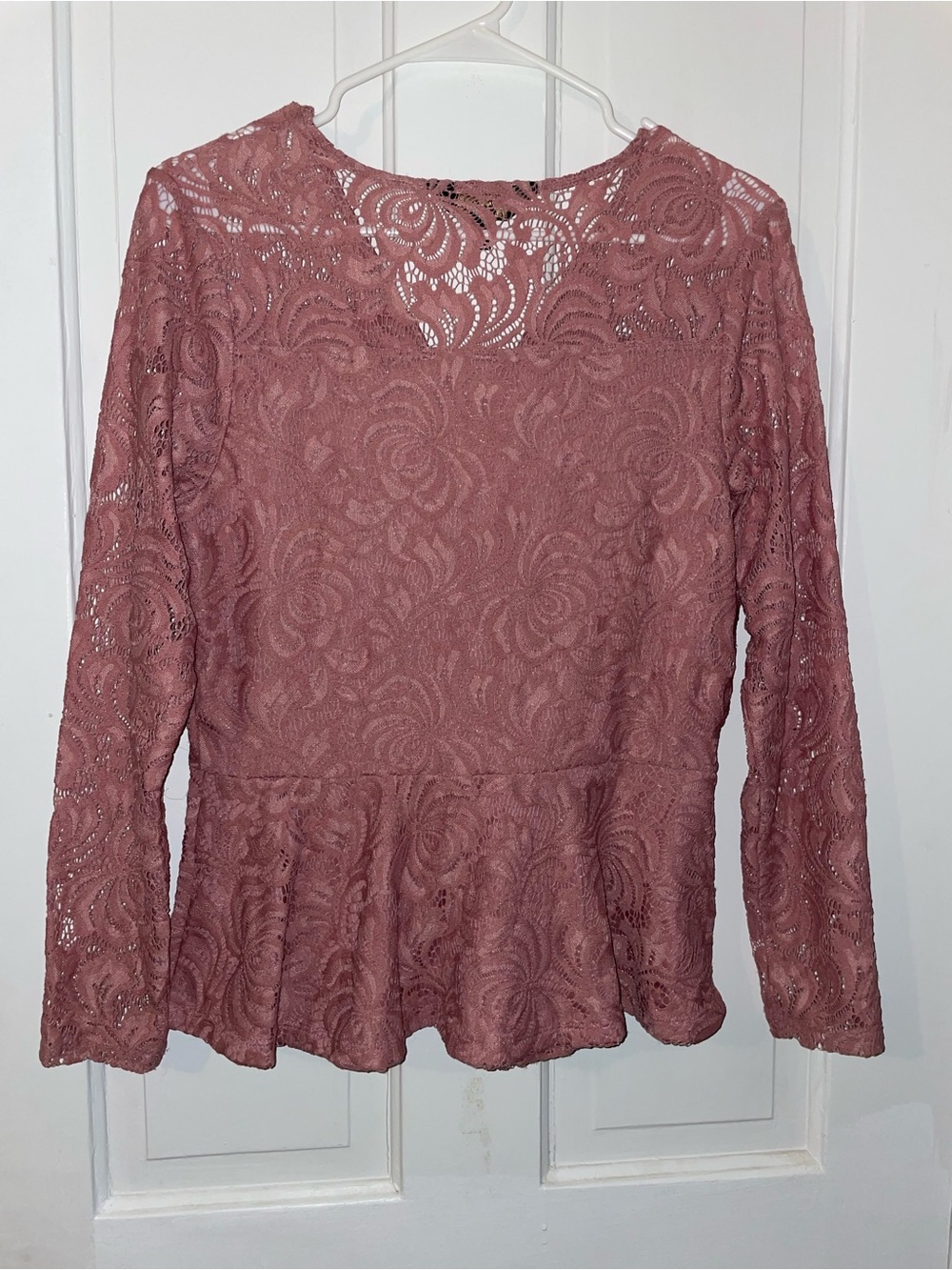 Thalia Sodi Mauve Lace Peplum Wrap Long Sleeve Top. Size M - #25 - Picture 3 of 5